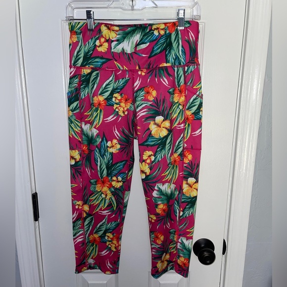 NWOT- Ideology Hawaiian Print Crop Active Leggings- Medium - Picture 1 of 7